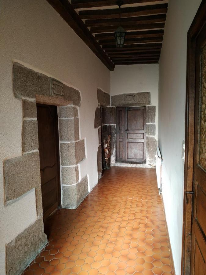 La Petellerie, Maison De Campagne Avec Piscine Pour Un Sejour Detente Moyon エクステリア 写真
